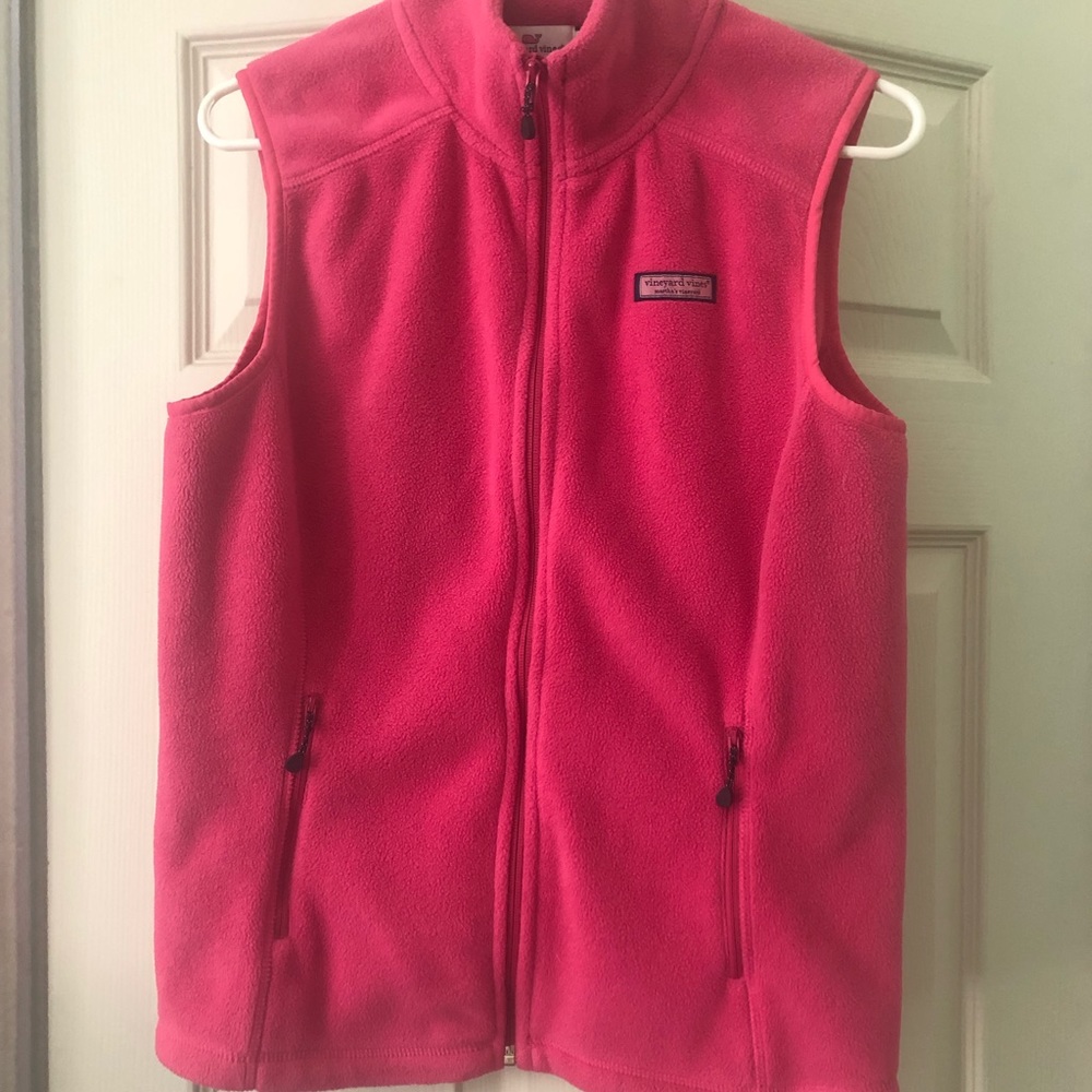 Vineyard Vines pink fleece vest